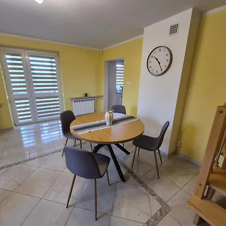 Szlachecki Sad Hébergement de vacances Sobienie Szlacheckie