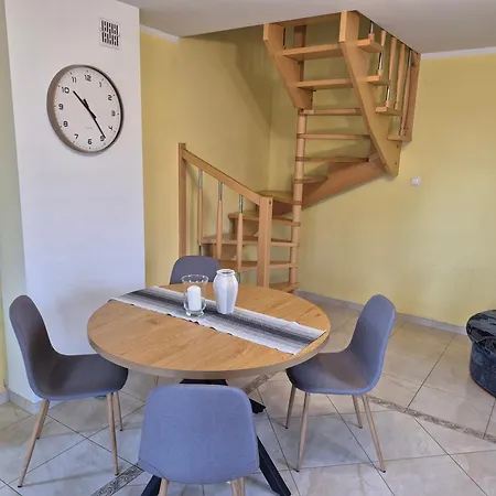 Szlachecki Sad Hébergement de vacances Sobienie Szlacheckie